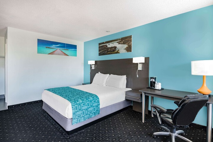 Room 21 of 31