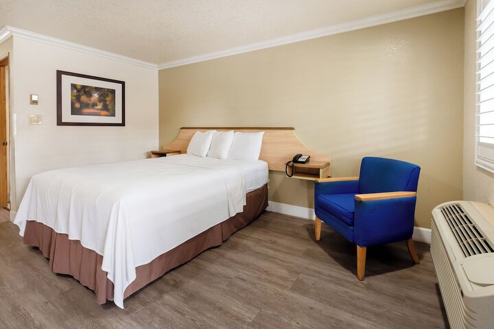 Budget Inn Corcoran Near Tulare CA 43