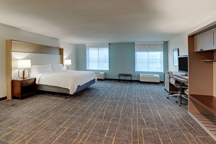 Room 47 of 73