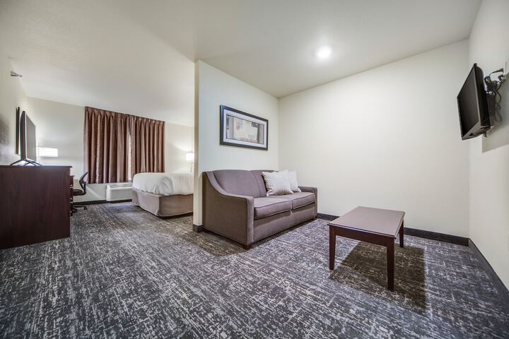 Room 16 of 76
