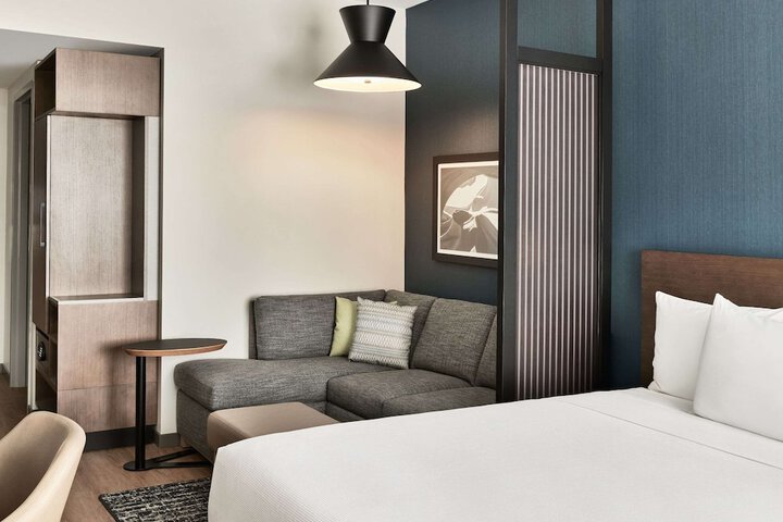 Hyatt Place Phoenix / Downtown