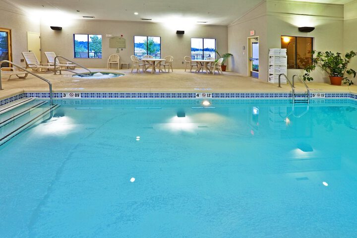 Pool 4 of 36