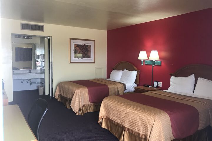 Room 33 of 58