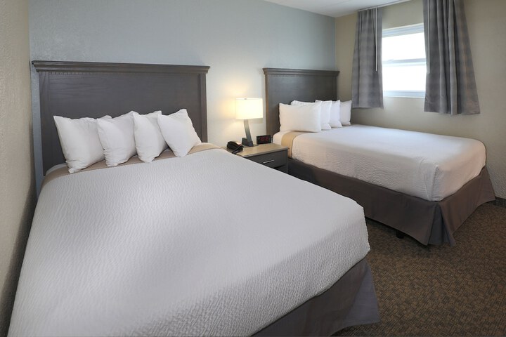 Room 104 of 111