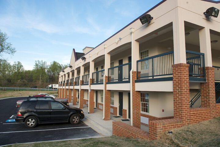 Hotel 7 of 41