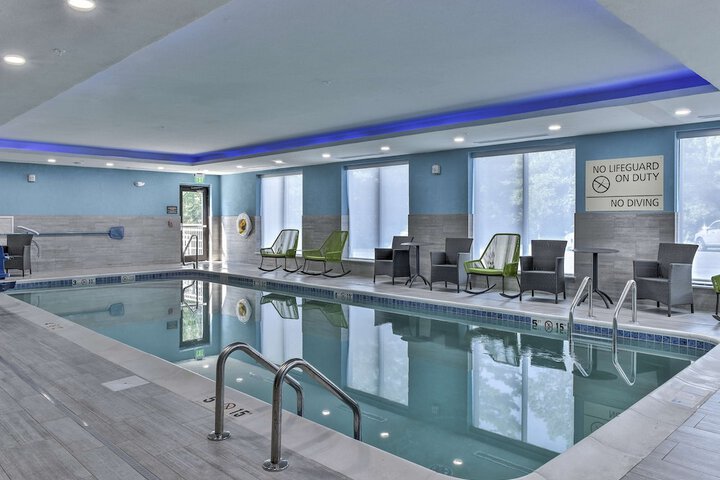Pool 7 of 30