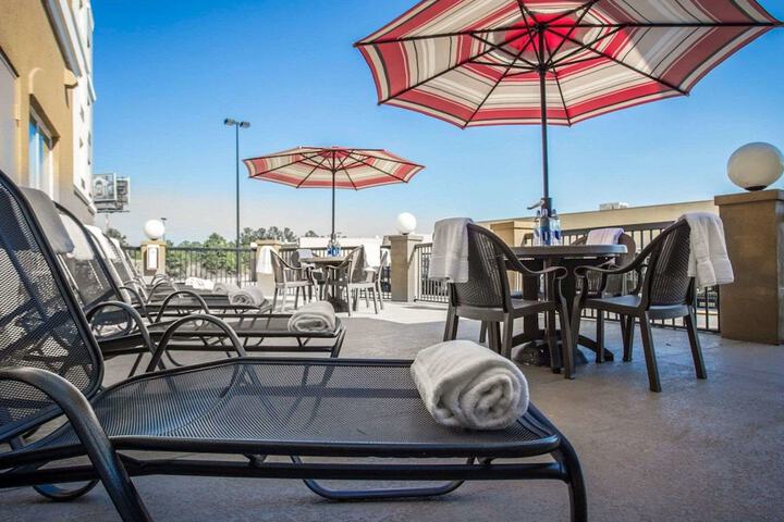 Terrace/Patio 60 of 62