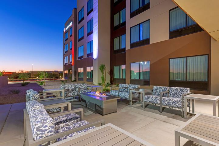 Terrace/Patio 79 of 81