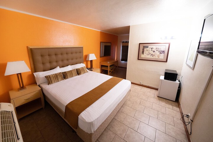 Room 19 of 22