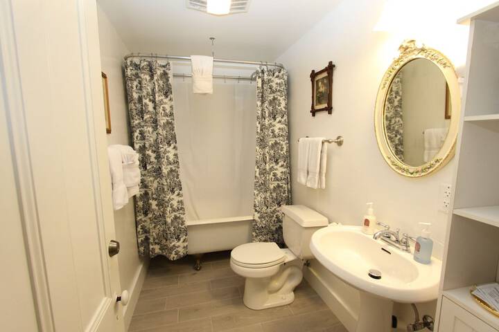 Room 20 of 113