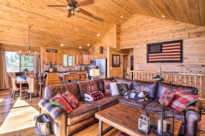 Jefferson Cabin w / Fire Pit: Near Hiking Trails!