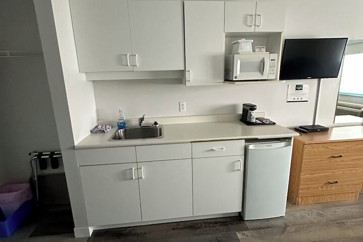 Room 54 of 77