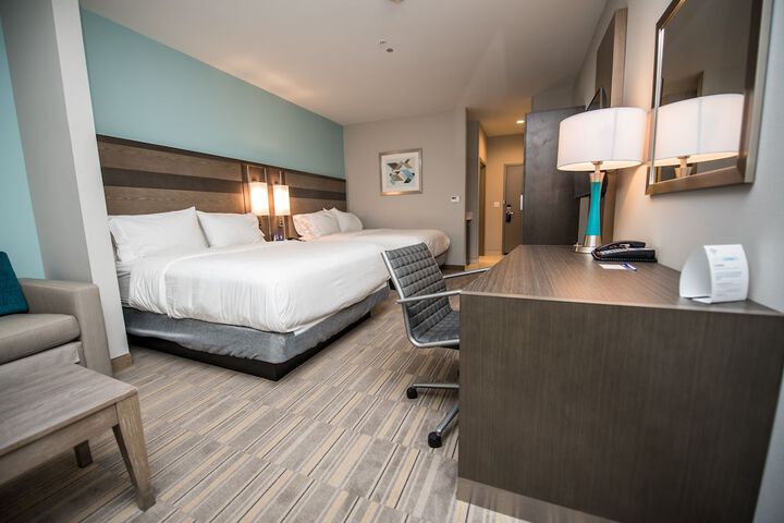 Room 34 of 115