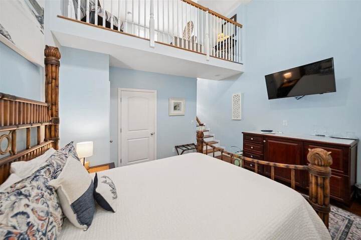 Seaglass Inn