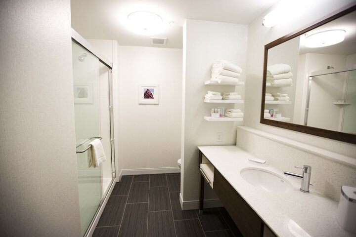Room 44 of 61