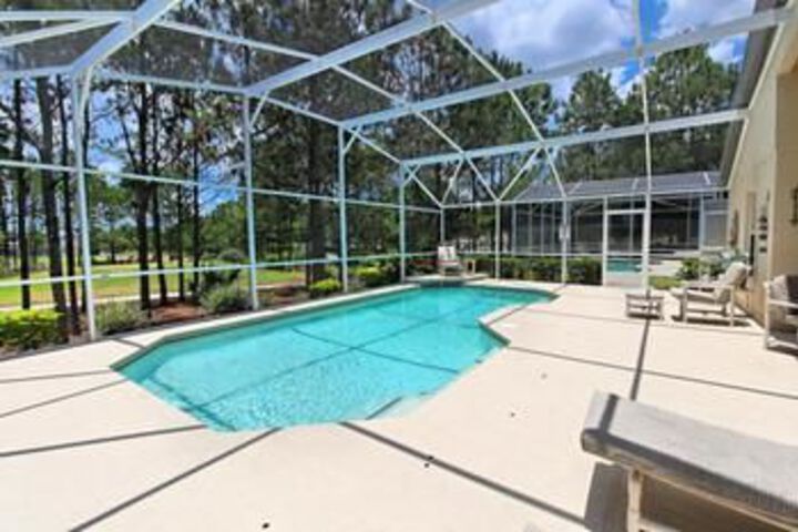 BRAND NEW 4 Bedroom Holiday home by Follow the sun vacation Rentals