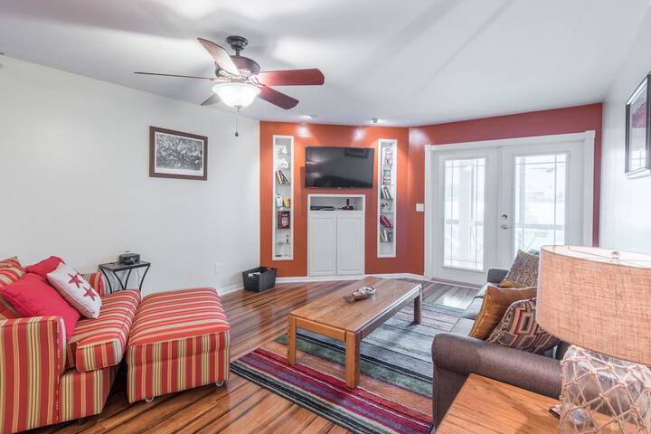 Room 11 of 26