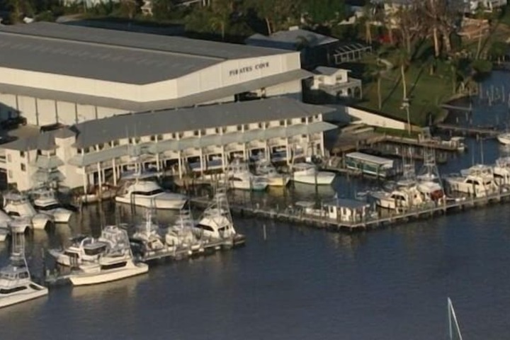 Pirates Cove Resort & Marina
