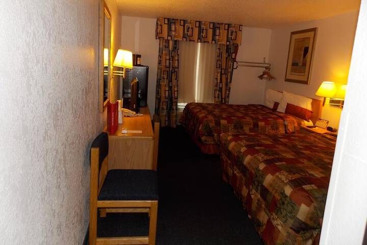 Room 13 of 30