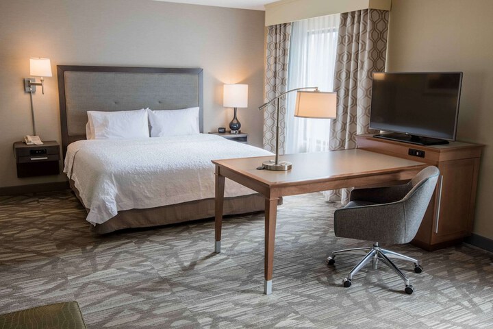 Room 32 of 54