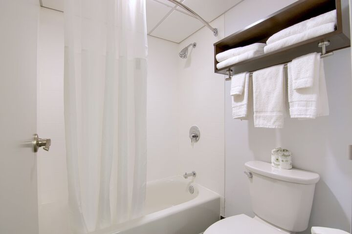Comfort Inn & Suites Liverpool - Syracuse North