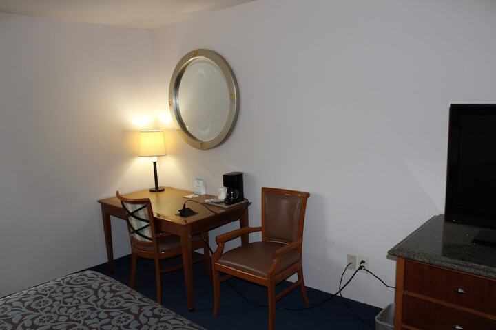Room 50 of 85