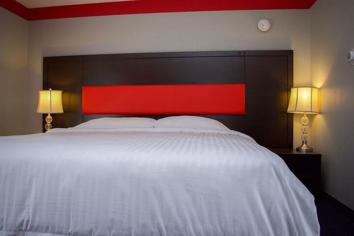 Room 30 of 47