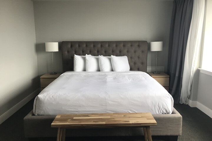 Room 18 of 29