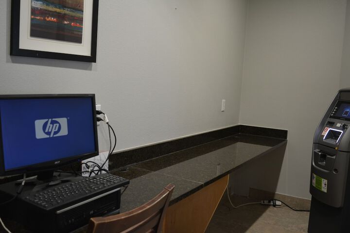Business Center 53 of 53