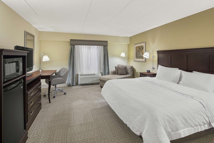 Room 9 of 44