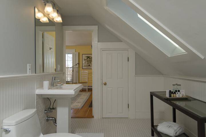 Liberty Hill Inn