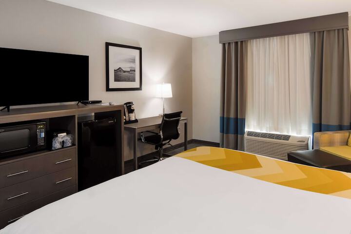 Room 12 of 31