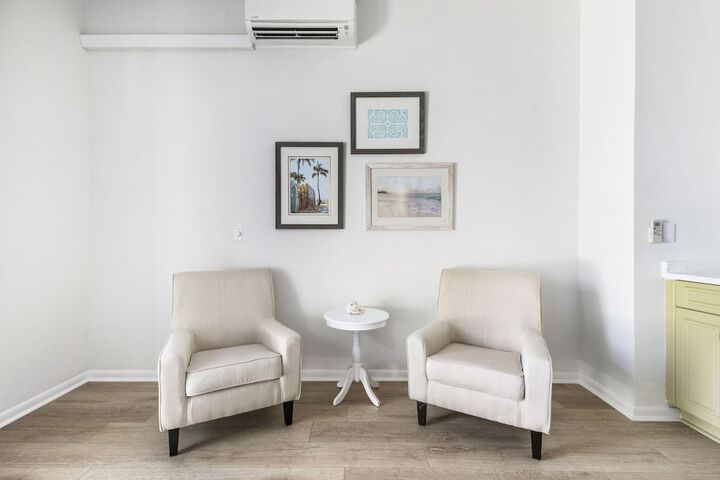 Island Cottage Inn - Adults Only