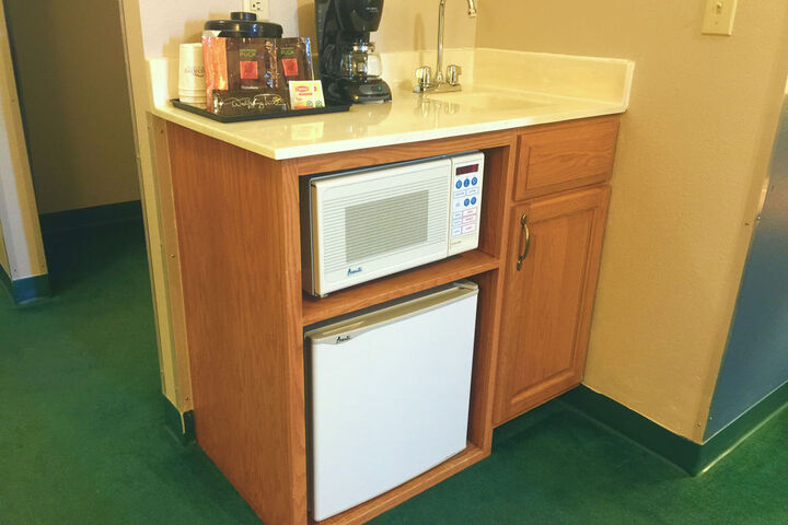 Norwood Inn and Suites
