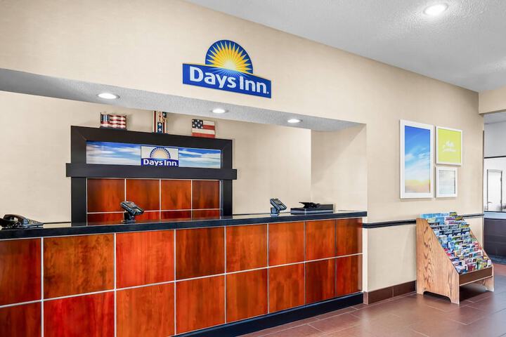 Days Inn by Wyndham Collinsville / St. Louis