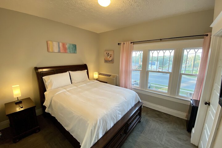 Room 22 of 34
