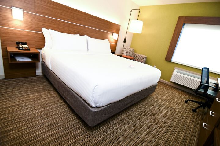 Room 36 of 126