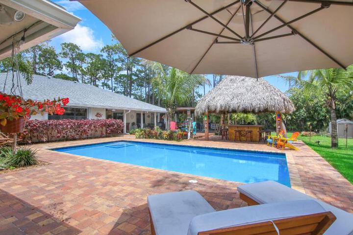 Private Tropical Paradise Guesthouse!