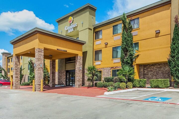 Hotel 4 of 36