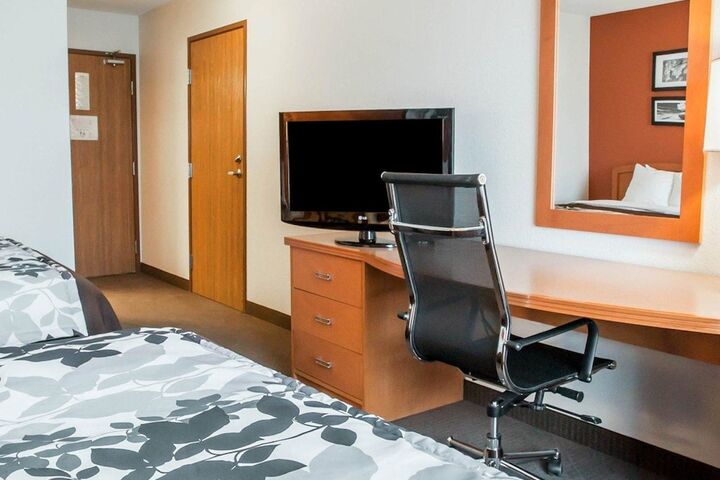 Room 20 of 43