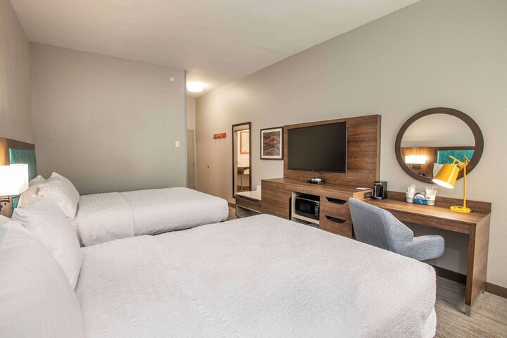 Room 41 of 72