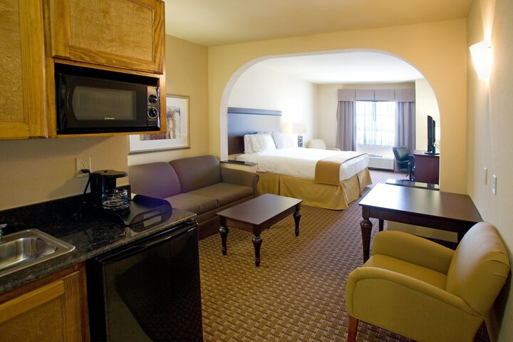 Room 16 of 29