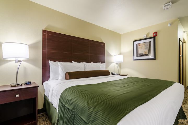 Room 32 of 55