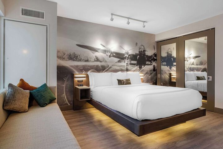 Room 30 of 71
