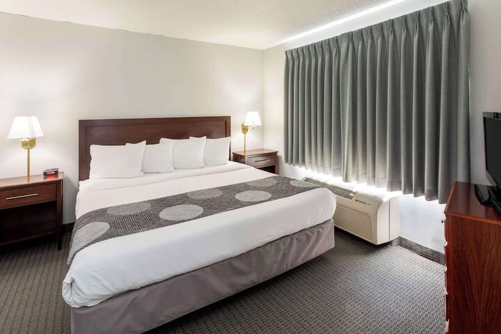 GrandStay Hotel & Suites Hastings