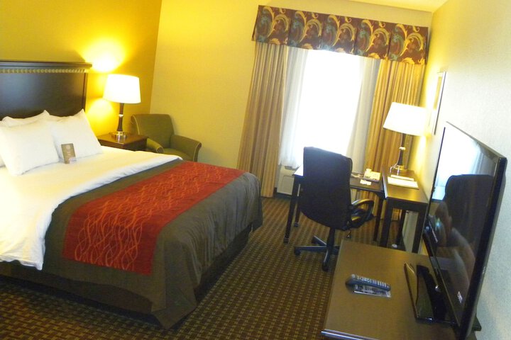 Comfort Inn & Suites Regional Medical Center