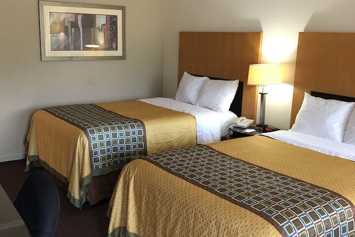 Room 28 of 36