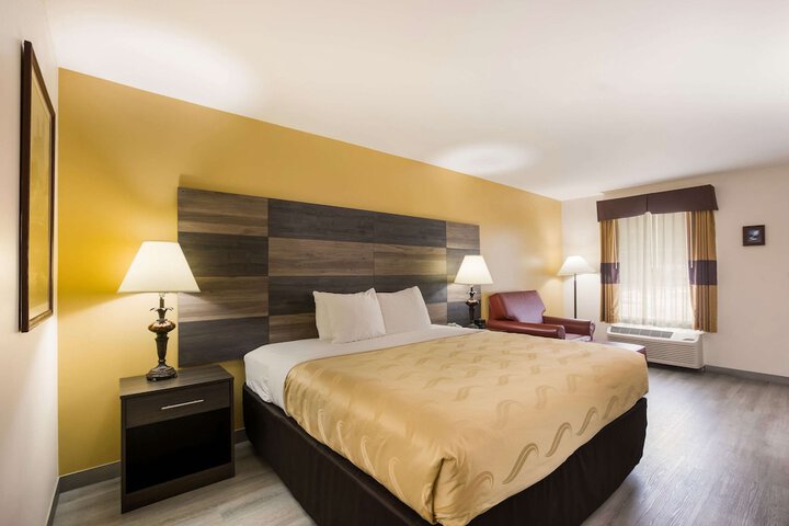 Room 20 of 35