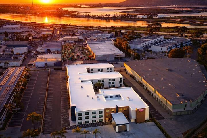 Hampton Inn & Suites by Hilton San Diego SeaWorld Near Old Town