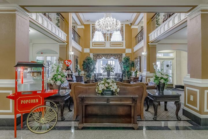 Hotel Bothwell Sedalia Central District an Ascend Collection Hotel